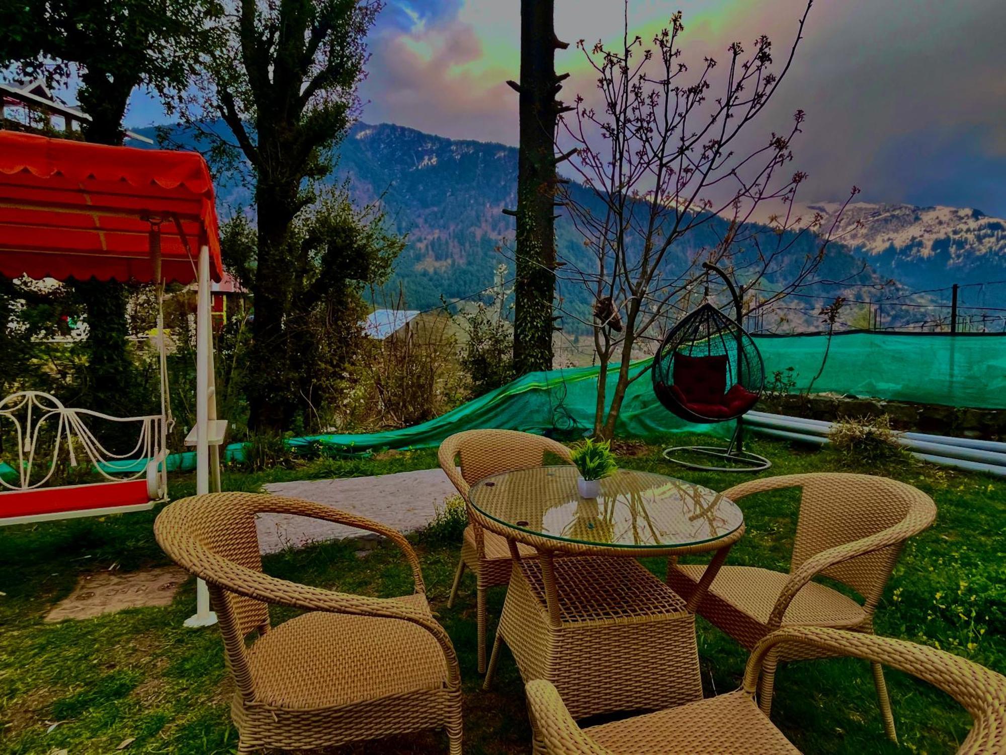 Nature Valley View Resort Manali 2 Bedrooms Luxury Cottages And Valley View מראה חיצוני תמונה