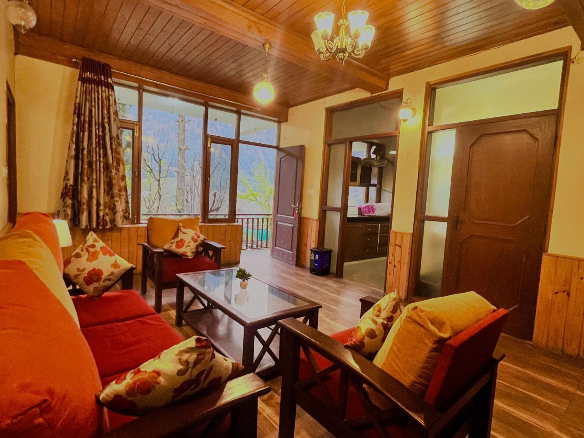 Nature Valley View Resort Manali 2 Bedrooms Luxury Cottages And Valley View מראה חיצוני תמונה