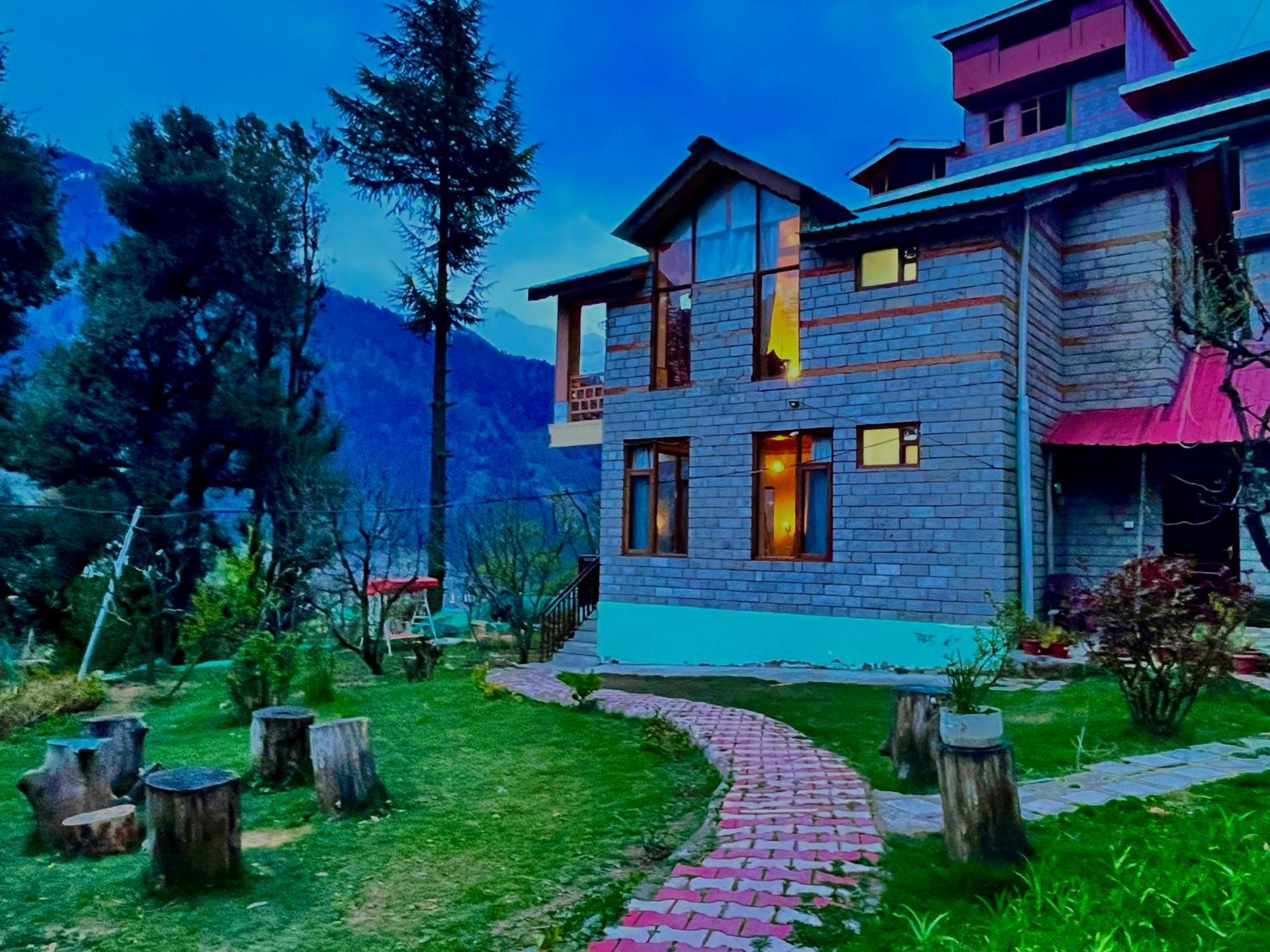 Nature Valley View Resort Manali 2 Bedrooms Luxury Cottages And Valley View מראה חיצוני תמונה
