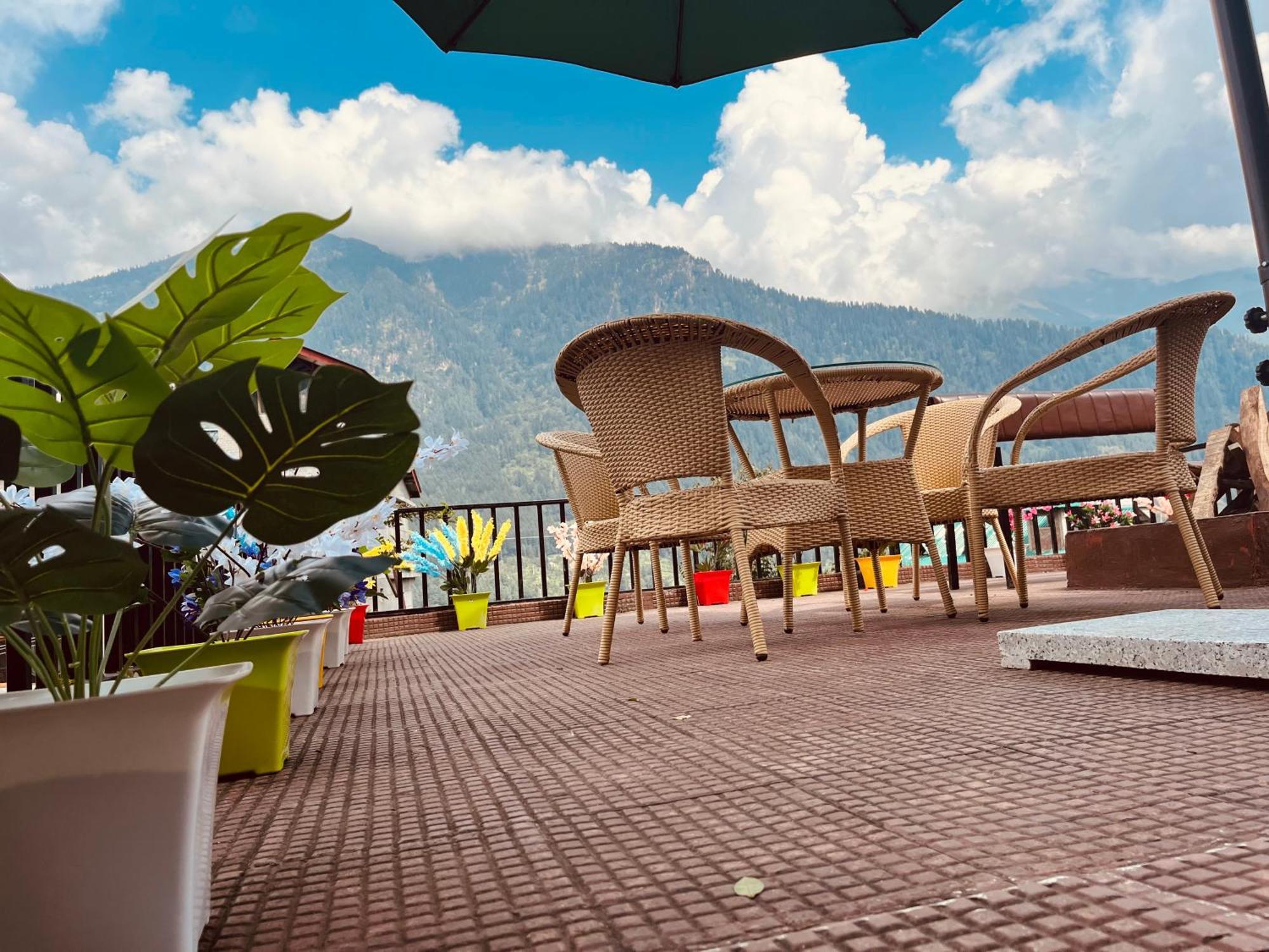 Nature Valley View Resort Manali 2 Bedrooms Luxury Cottages And Valley View מראה חיצוני תמונה